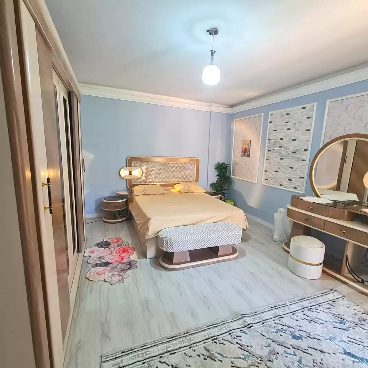 https://aqarmap.com.eg/en/listing/6655588-for-rent-cairo-new-cairo-lrhb-city-phase-1-youssef-el-sebaey-st