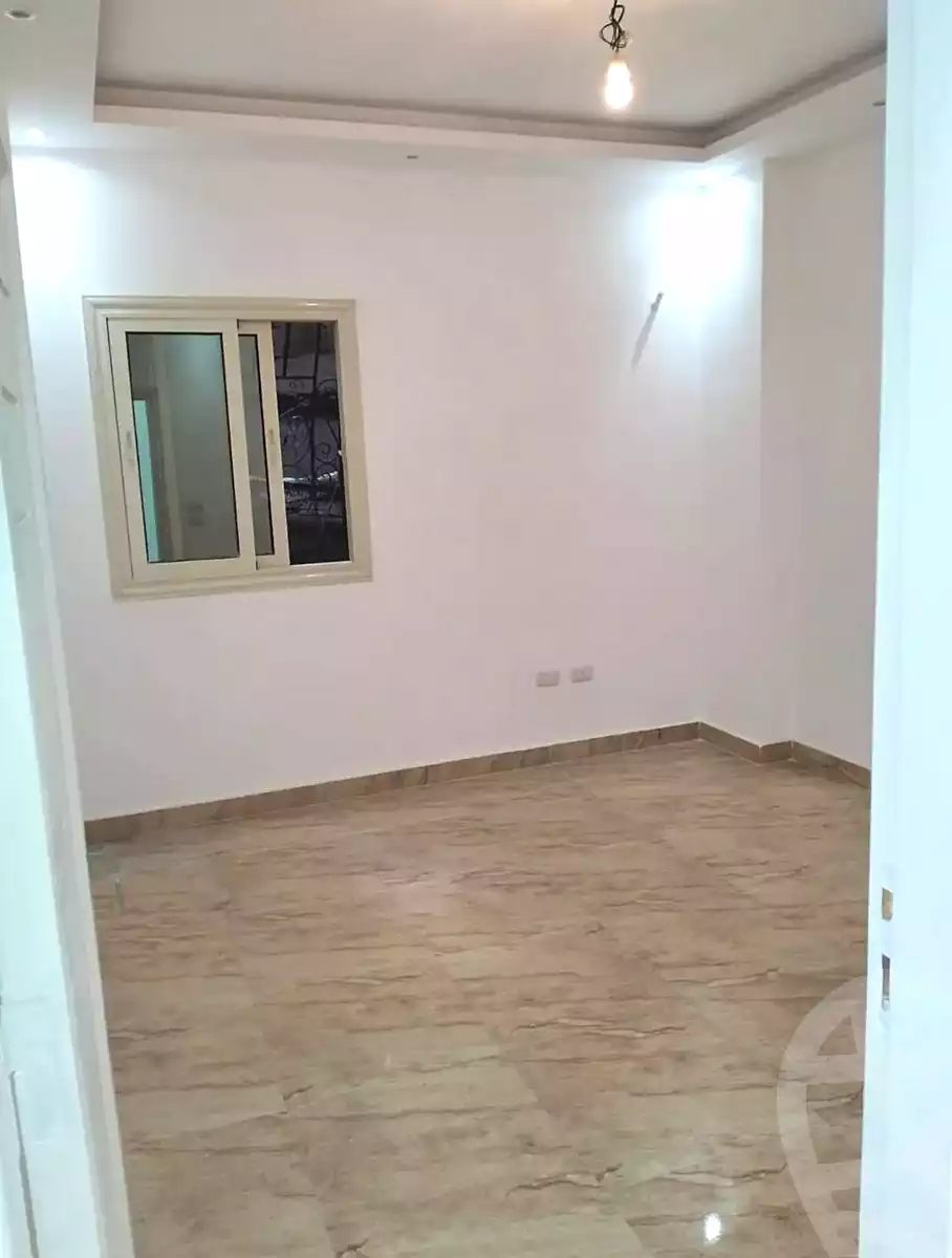 https://aqarmap.com.eg/ar/listing/6656280-for-rent-alexandria-ganaklis-shr-mrtdy-bsh