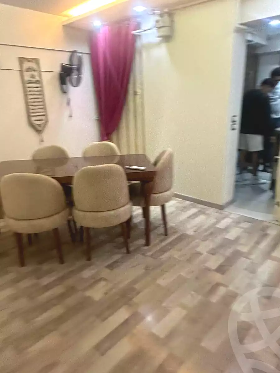 https://aqarmap.com.eg/ar/listing/6656367-for-sale-alexandria-smouha-compounds-in-smouha-smouha-entrance-compound-hyt