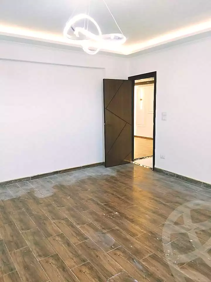 https://aqarmap.com.eg/ar/listing/6656961-for-sale-alexandria-krmwz