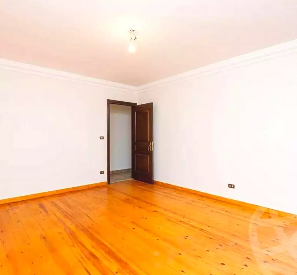 https://aqarmap.com.eg/ar/listing/6657074-for-sale-alexandria-ganaklis-shr-bw-qyr-tryq-lhry
