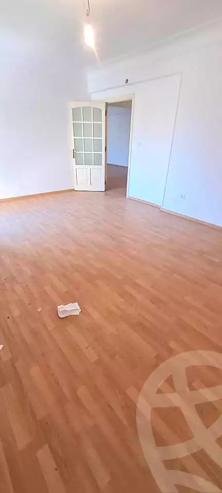 https://aqarmap.com.eg/ar/listing/6657105-for-sale-alexandria-l-jmy-lbytsh-al-samalehy-1-st