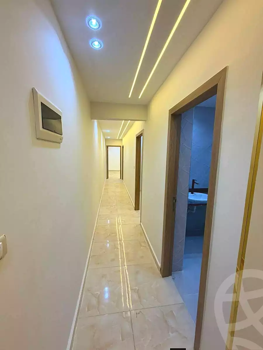 https://aqarmap.com.eg/ar/listing/6657234-for-sale-alexandria-l-jmy-lbytsh-bianchiii
