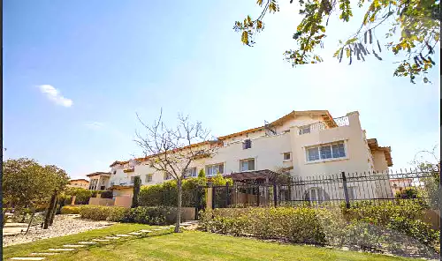 https://aqarmap.com.eg/ar/listing/6657614-for-sale-cairo-new-cairo-compounds-hyde-park-parkway-hyde-park-compound