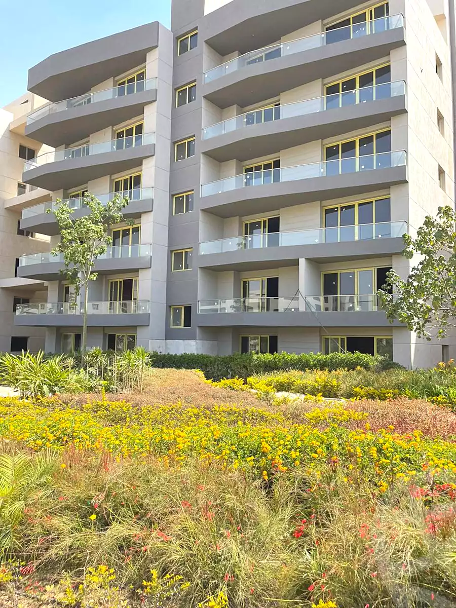 https://aqarmap.com.eg/ar/listing/6657756-for-sale-cairo-new-cairo-lmstqbl-syty-compounds-zyzyny-lmstqbl-rdk-llttwyr