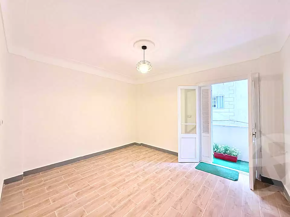https://aqarmap.com.eg/ar/listing/6657927-for-sale-alexandria-zezenia