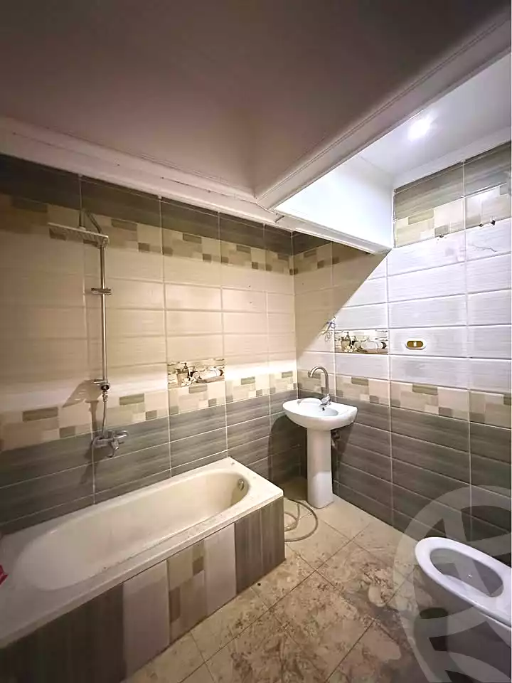 https://aqarmap.com.eg/en/listing/6658123-for-sale-alexandria-sydy-bshr-sydy-bshr-bhry-gamal-abd-el-nasir-st