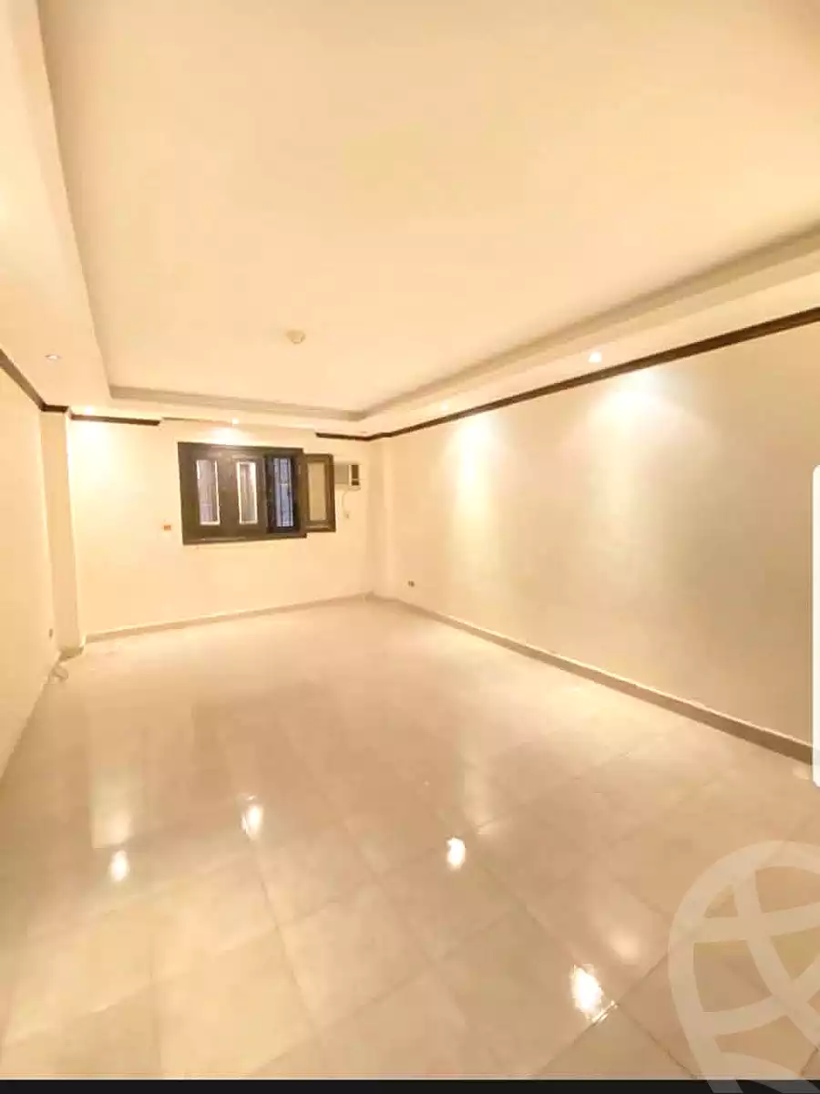 https://aqarmap.com.eg/ar/listing/6658478-for-rent-cairo-mokattam-lhdb-l-ly