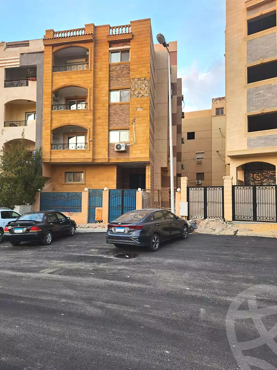 https://aqarmap.com.eg/ar/listing/6658634-for-sale-cairo-new-cairo-south-investors-al-gezira-st