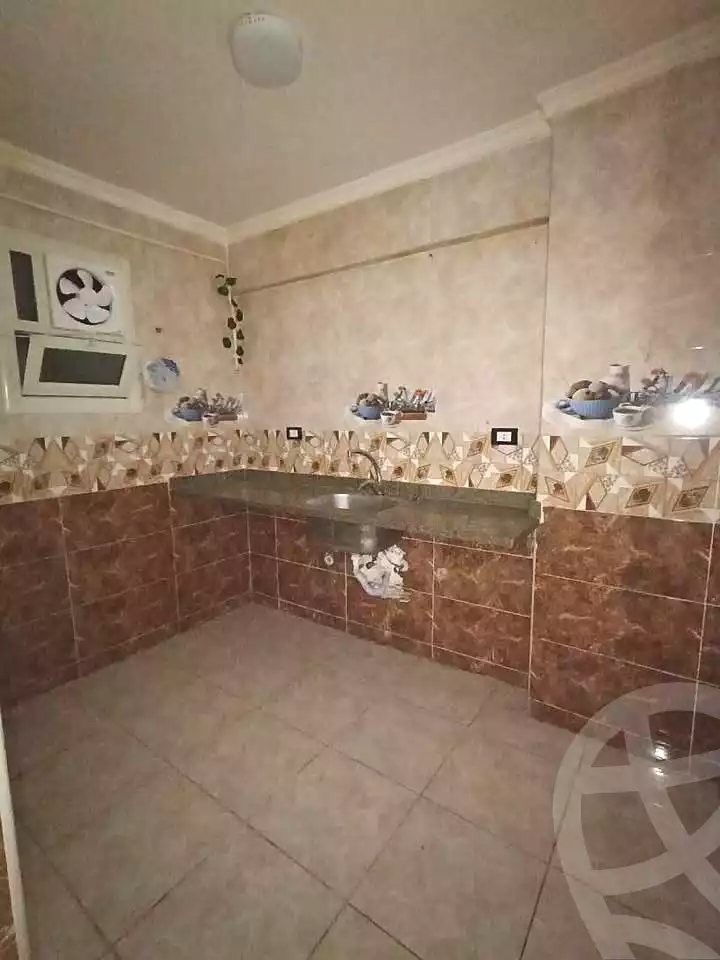 https://aqarmap.com.eg/en/listing/6658998-for-rent-alexandria-sydy-bshr-sydy-bshr-bhry-gamal-abd-el-nasir-st