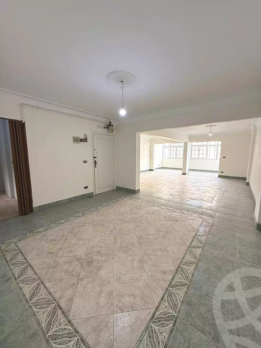 https://aqarmap.com.eg/ar/listing/6659458-for-sale-alexandria-el-asafra-ahmed-tiesser-st