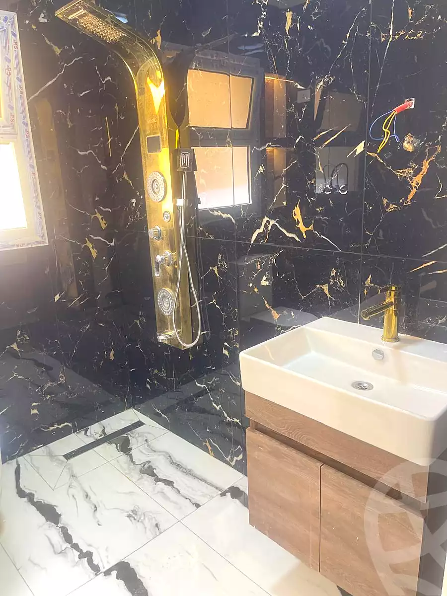 https://aqarmap.com.eg/en/listing/6659650-for-sale-cairo-6th-of-october-hadaeq-october-kmbwnd-fy-hdyq-ktwbr-ashgar-city