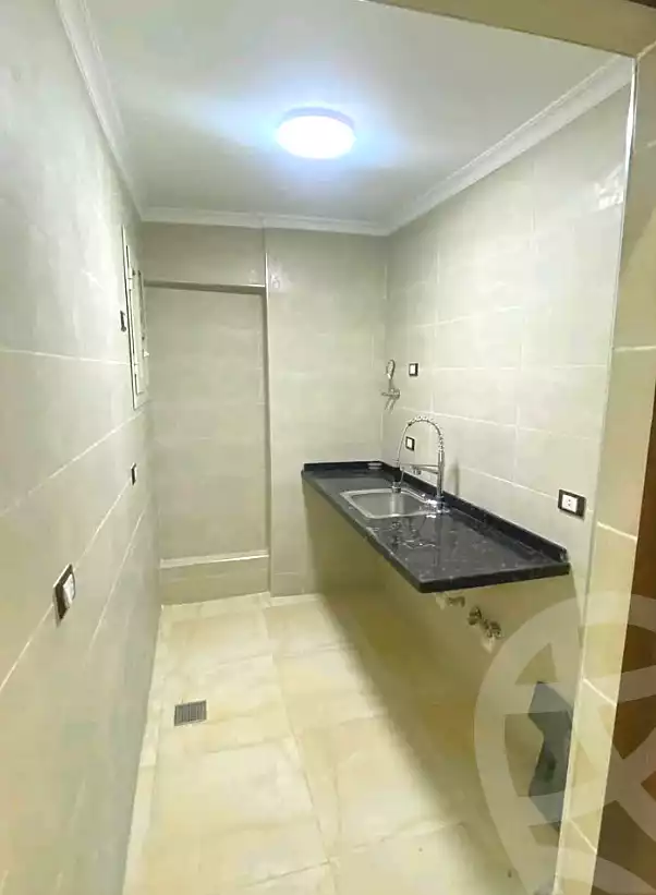 https://aqarmap.com.eg/ar/listing/6659769-for-sale-alexandria-l-jmy-lbytsh-bianchiii-el-arbaeen-st