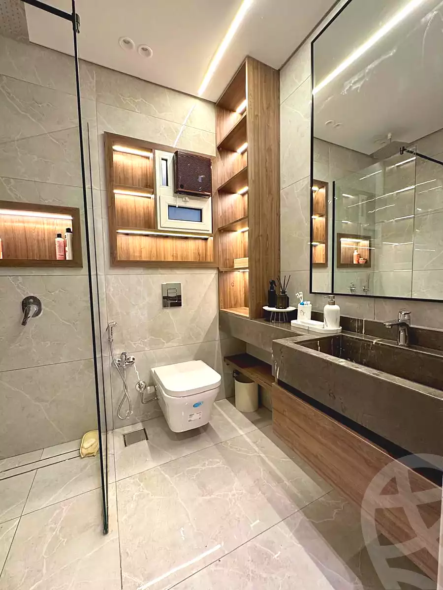 https://aqarmap.com.eg/ar/listing/6659819-for-sale-cairo-el-sheikh-zayed-city-compounds-dh-drys