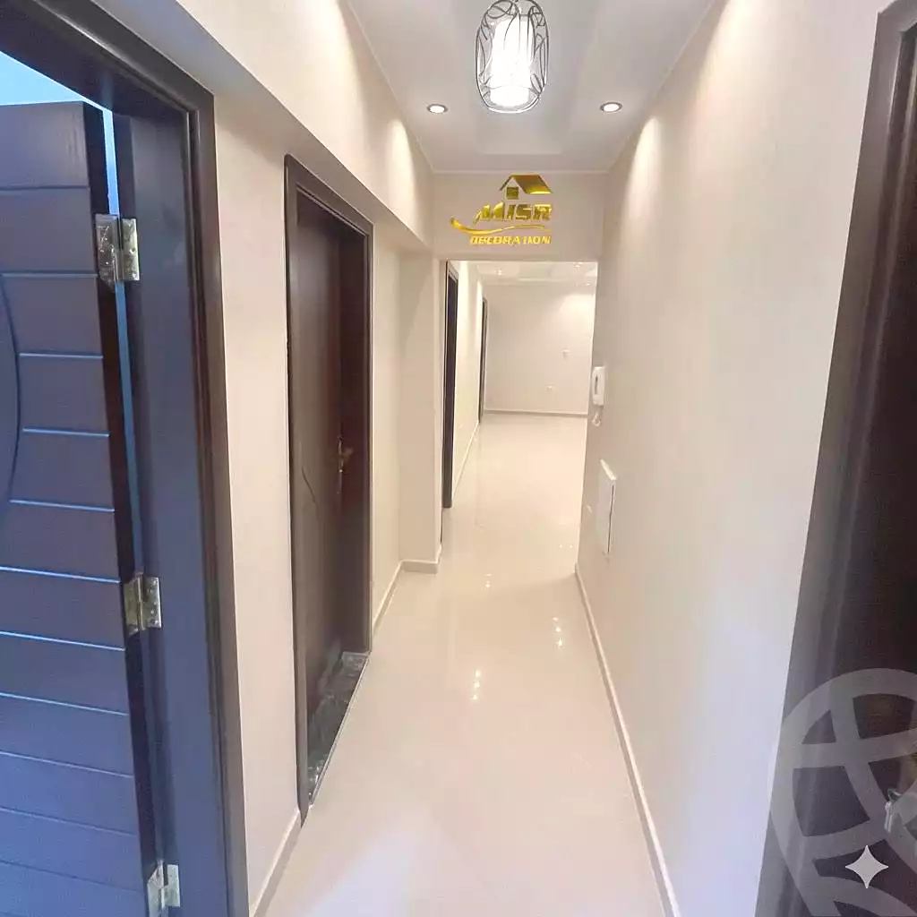 https://aqarmap.com.eg/ar/listing/6660034-for-sale-cairo-el-sheikh-zayed-city-compounds-el-khamayel
