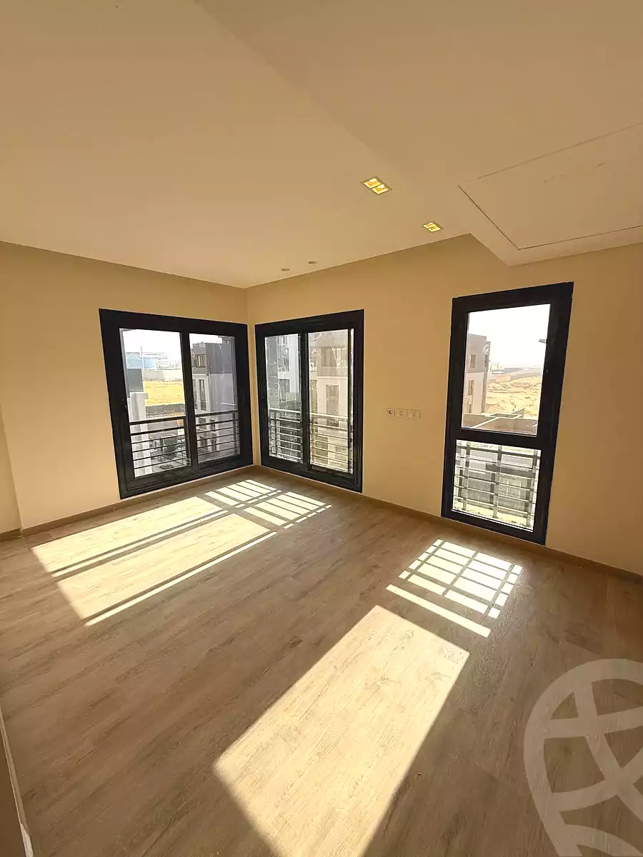 https://aqarmap.com.eg/en/listing/6660202-for-rent-cairo-new-cairo-compounds-trio-gardens