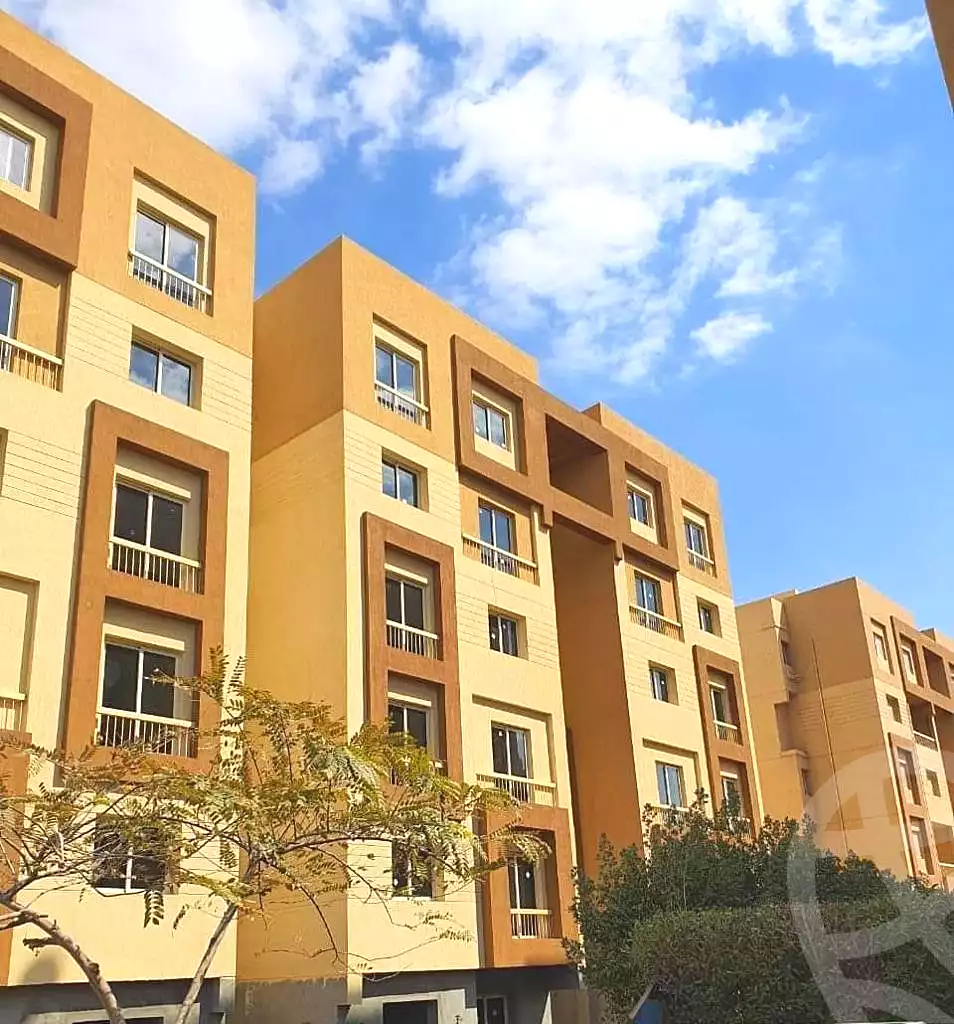 https://aqarmap.com.eg/en/listing/6660200-for-sale-cairo-6th-of-october-hadaeq-october-kmbwnd-fy-hdyq-ktwbr-ashgar-city
