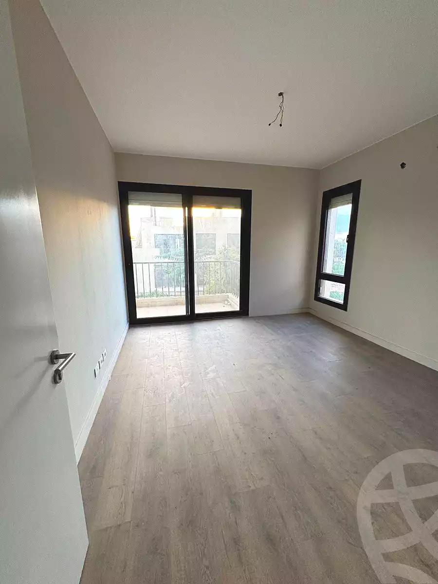 https://aqarmap.com.eg/ar/listing/6660302-for-sale-cairo-6th-of-october-hadaeq-october-kmbwnd-fy-hdyq-ktwbr-o-west-tulwa-o-west