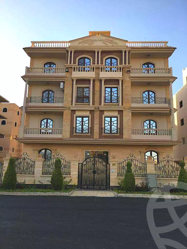 https://aqarmap.com.eg/en/listing/6660515-for-sale-cairo-el-sheikh-zayed-city-el-hay-elsades-ashaer