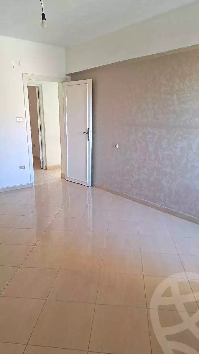 https://aqarmap.com.eg/en/listing/6660697-for-sale-cairo-15th-of-may-mjwr-5