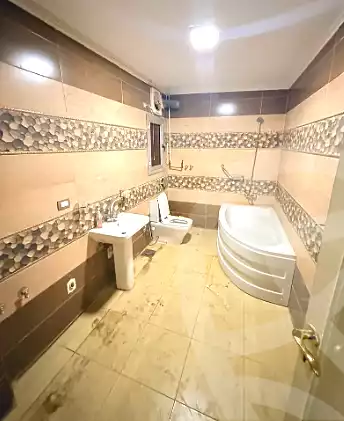 https://aqarmap.com.eg/en/listing/6660864-for-sale-cairo-faisal-el-maryotyah-dr-lashin-st