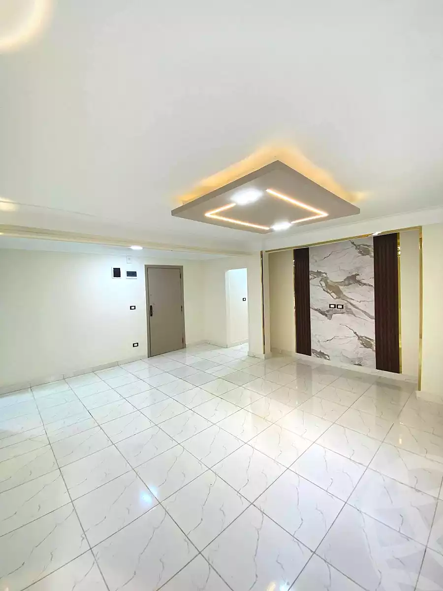 https://aqarmap.com.eg/ar/listing/6661052-for-sale-alexandria-l-jmy-lbytsh-bianchiii