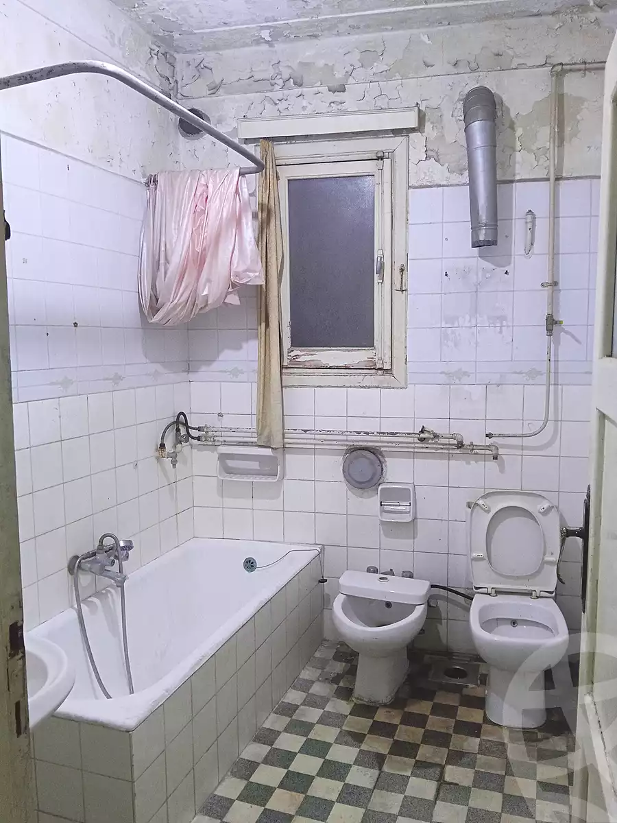 https://aqarmap.com.eg/en/listing/6661217-for-sale-alexandria-bolekly-dr-ibrahim-refaat-st