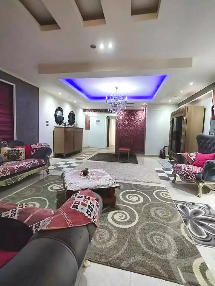 https://aqarmap.com.eg/en/listing/6661309-for-sale-alexandria-l-jmy-lbytsh-ibrahim-othman-st