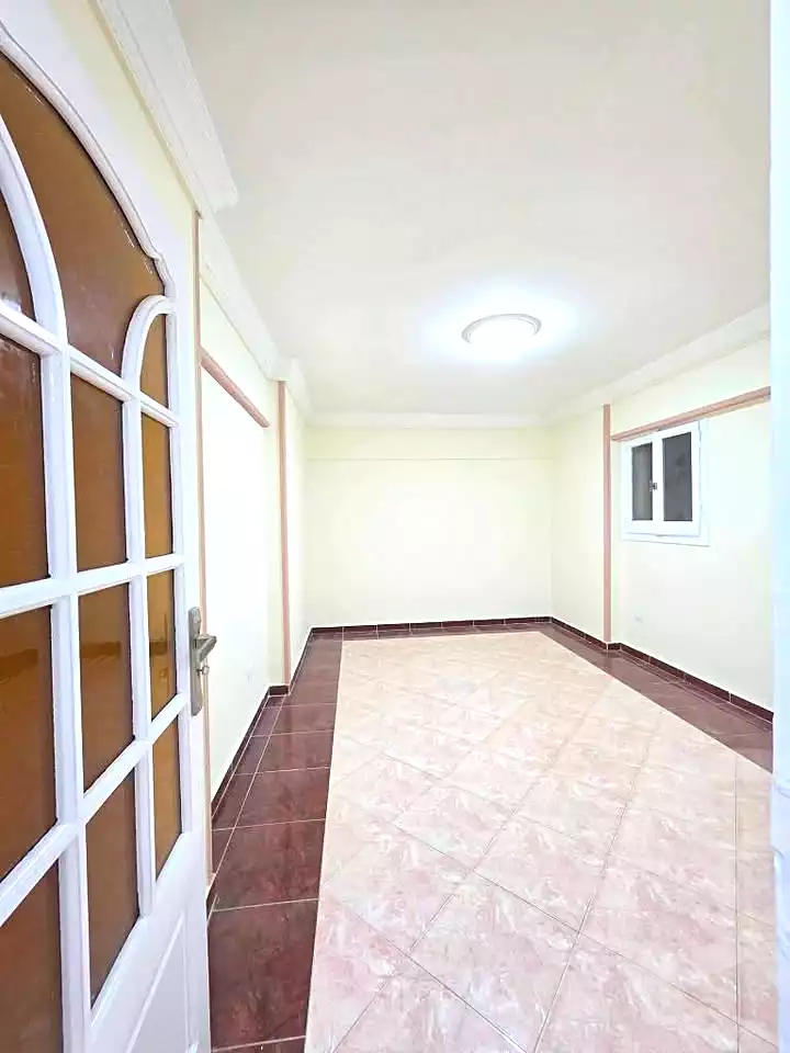 https://aqarmap.com.eg/ar/listing/6662470-for-sale-alexandria-el-asafra-l-sfr-bhry