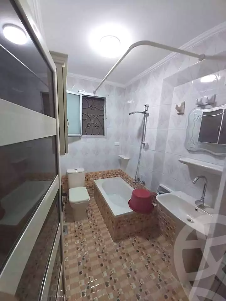 https://aqarmap.com.eg/ar/listing/6662627-for-sale-alexandria-l-jmy-lbytsh-qased-kareem-st