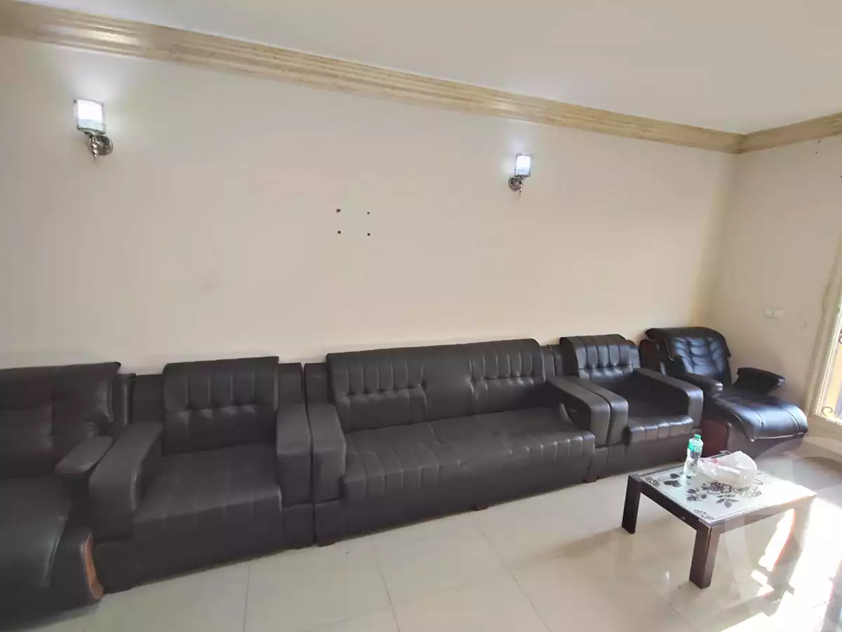 https://aqarmap.com.eg/en/listing/6662857-for-rent-cairo-downtown-bab-el-loaa-noubar-st