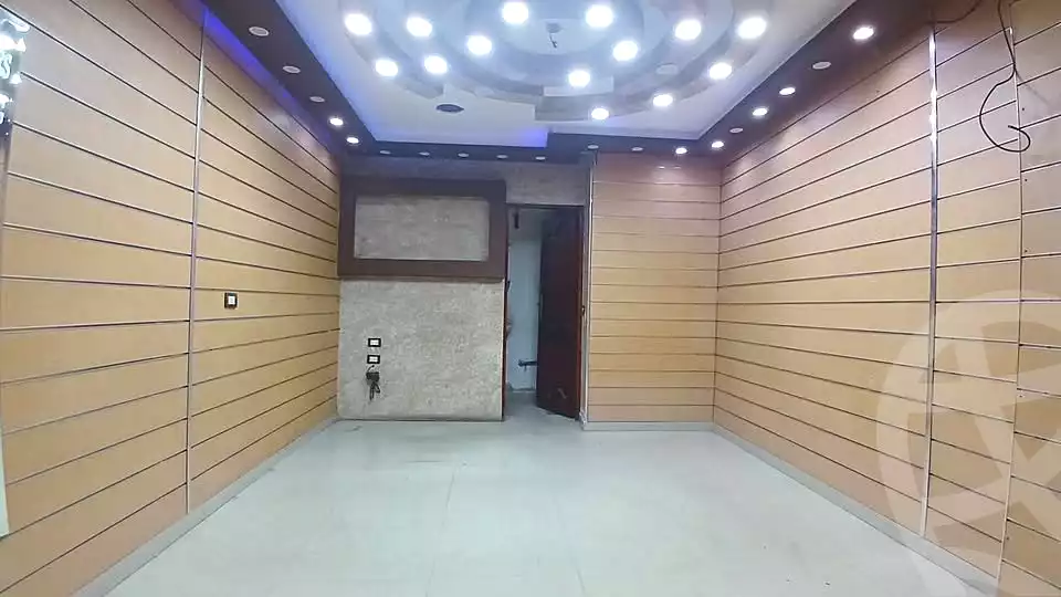 https://aqarmap.com.eg/ar/listing/6663006-for-sale-alexandria-lauran-shaarawy-st