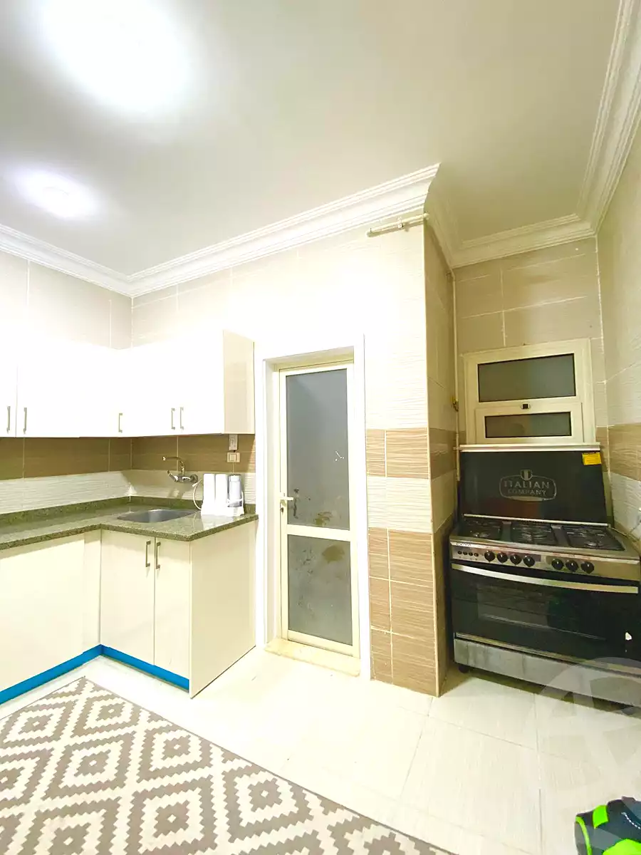 https://aqarmap.com.eg/ar/listing/6663137-for-rent-cairo-new-cairo-compounds-el-mostashareen-compound