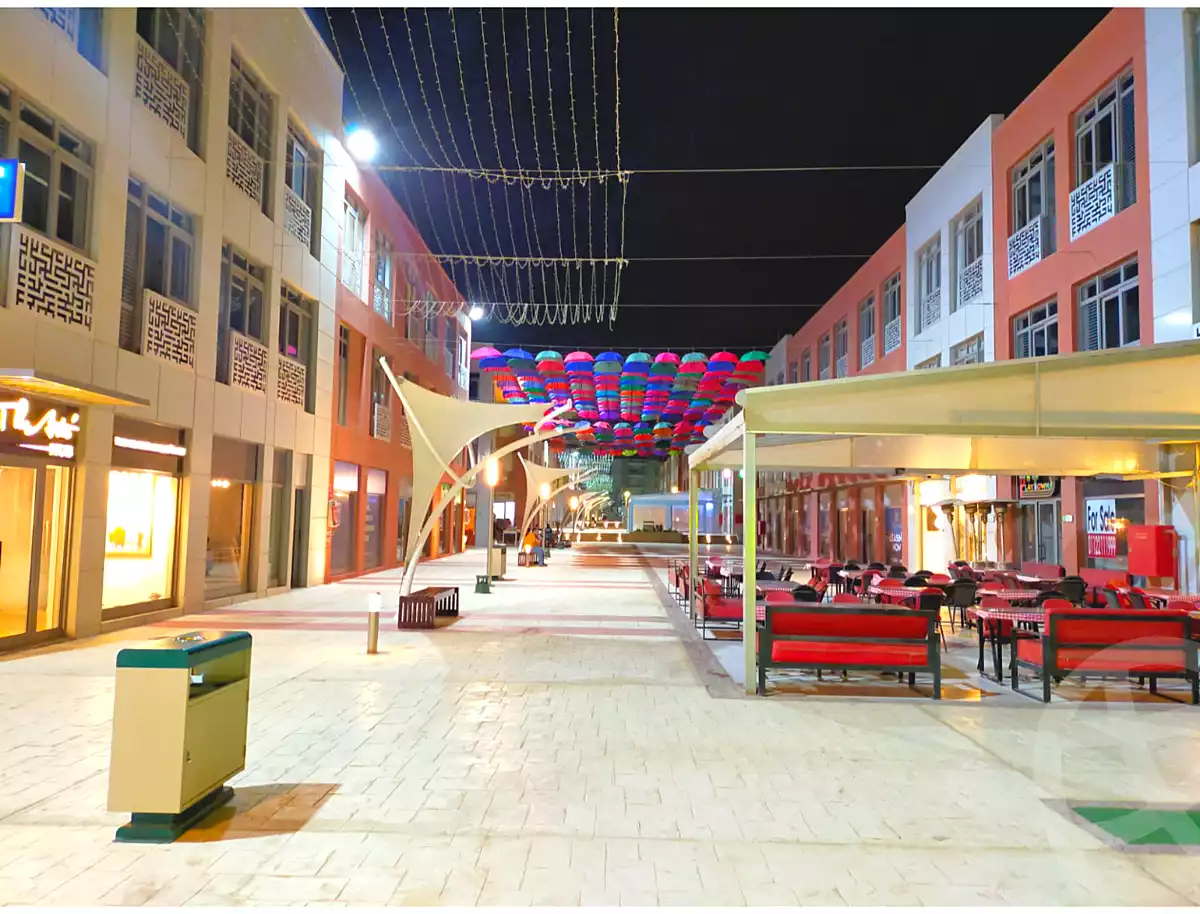 https://aqarmap.com.eg/ar/listing/6663177-for-sale-cairo-el-sheikh-zayed-city-compounds-the-courtyard-mall-dorra