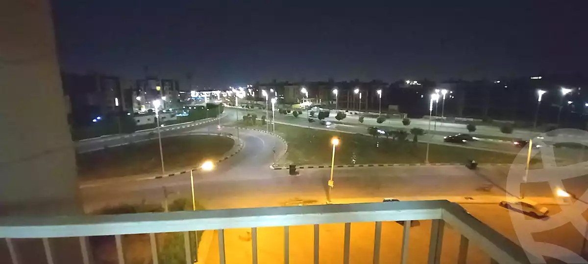 https://aqarmap.com.eg/ar/listing/6663186-for-sale-cairo-el-sheikh-zayed-city-compounds-el-mostaqbal-city