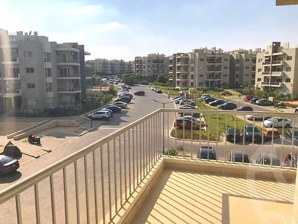 https://aqarmap.com.eg/ar/listing/6663664-for-rent-cairo-el-sheikh-zayed-city-compounds-dh-drys
