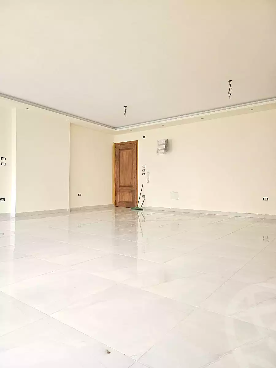 https://aqarmap.com.eg/ar/listing/6665535-for-sale-alexandria-glim-shr-bw-qyr-tryq-lhry