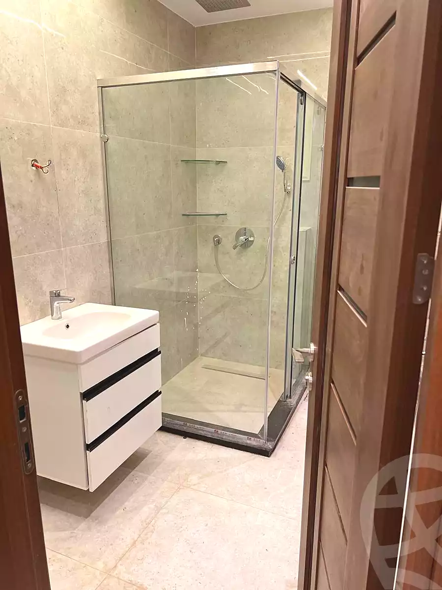 https://aqarmap.com.eg/ar/listing/6665485-for-sale-cairo-el-sheikh-zayed-city-el-hay-elthamen-area-3