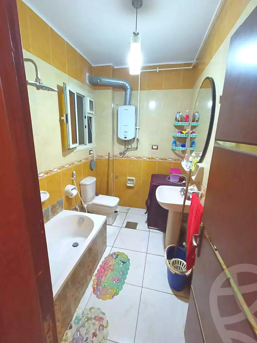 https://aqarmap.com.eg/en/listing/6665896-for-sale-cairo-helwan-mahmoud-khater-st