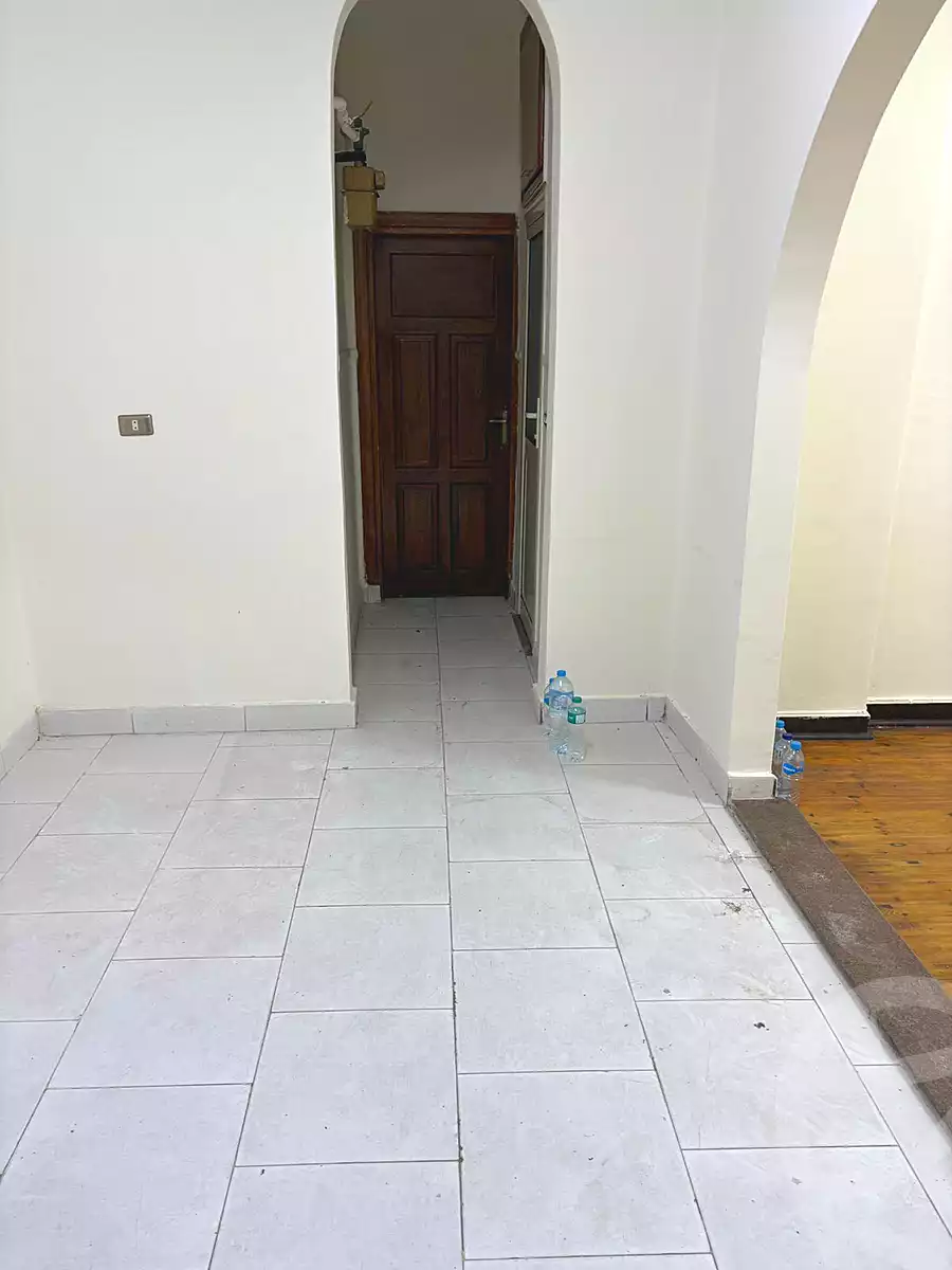 https://aqarmap.com.eg/ar/listing/6665964-for-sale-alexandria-cleopatra-medhat-seif-al-yazal-khalifa-st