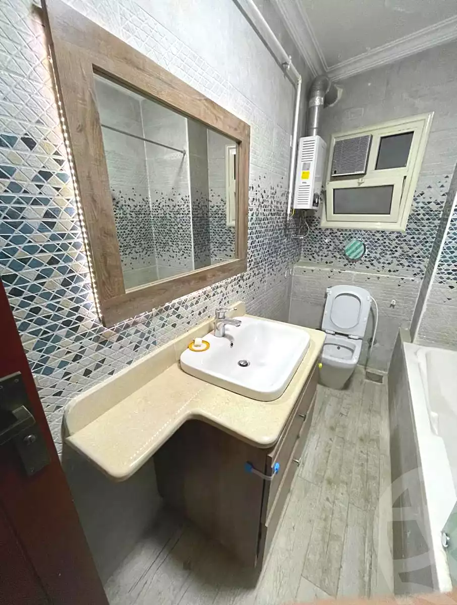 https://aqarmap.com.eg/ar/listing/6666238-for-sale-cairo-el-sheikh-zayed-city-el-hay-elsades-ashaer