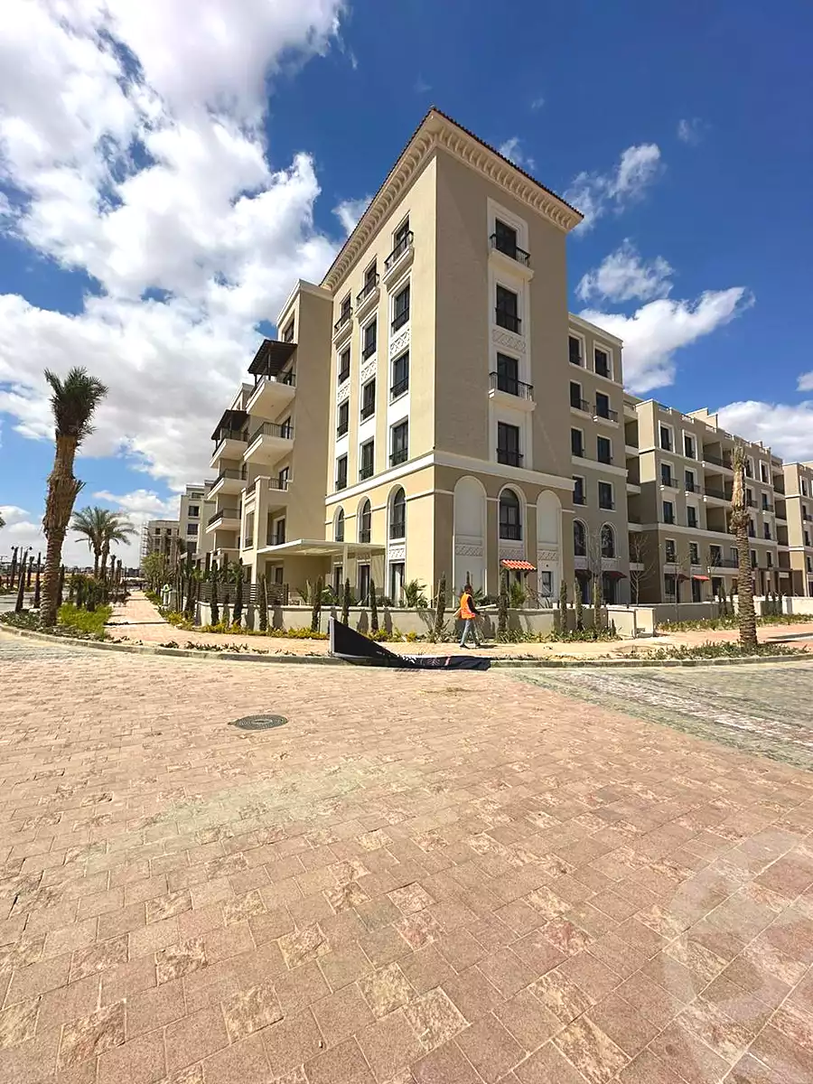 https://aqarmap.com.eg/ar/listing/6666282-for-sale-cairo-el-sheikh-zayed-city-compounds-kmbwnd-fyldj-wyst-dr-llttwyr