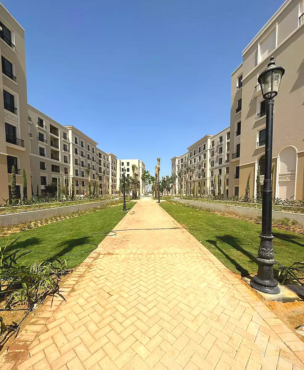 https://aqarmap.com.eg/ar/listing/6666282-for-sale-cairo-el-sheikh-zayed-city-compounds-kmbwnd-fyldj-wyst-dr-llttwyr