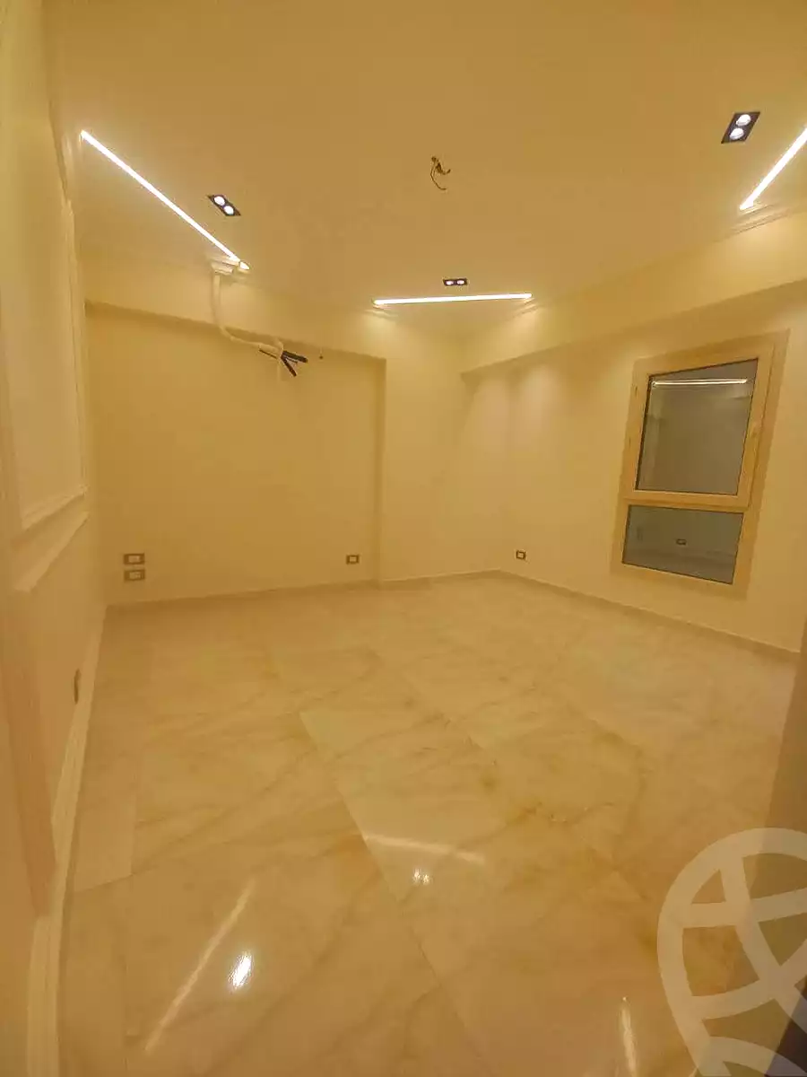 https://aqarmap.com.eg/en/listing/6667077-for-sale-alexandria-lsywf-lsywf-bhry