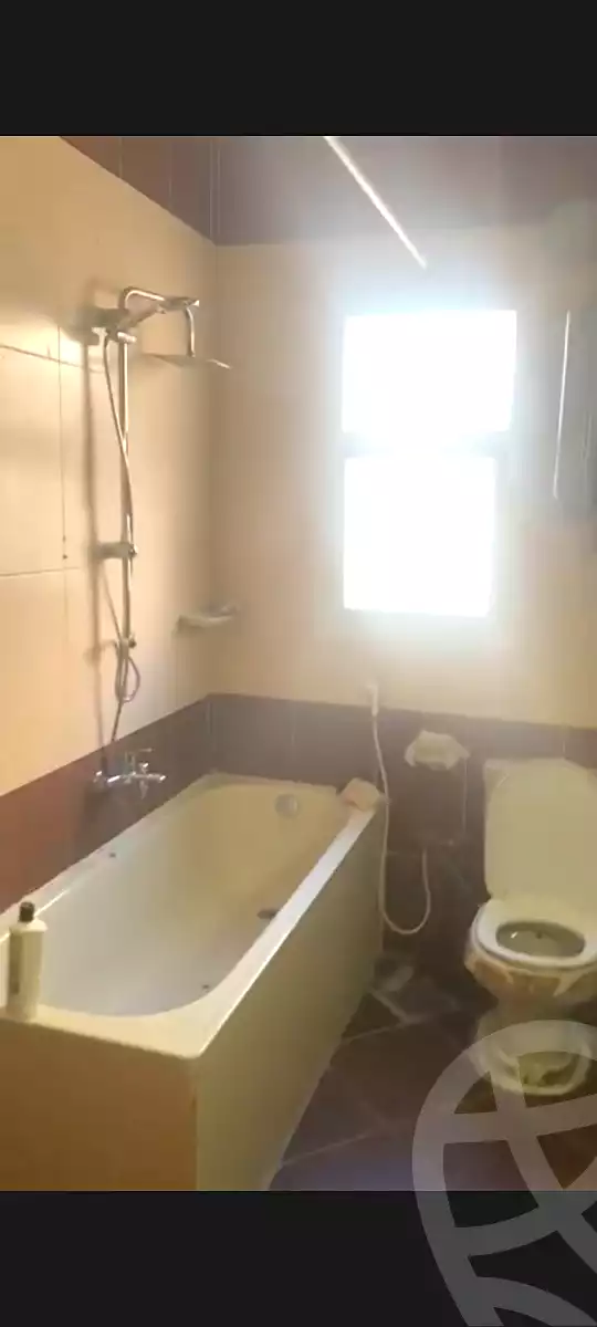 https://aqarmap.com.eg/ar/listing/6667286-for-sale-cairo-new-cairo-ganob-el-akadamiya-south-academy-b-aisha-abd-el-rahman-st