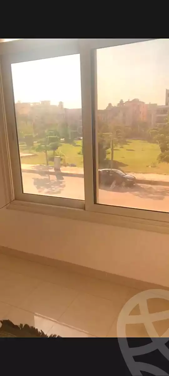 https://aqarmap.com.eg/ar/listing/6667286-for-sale-cairo-new-cairo-ganob-el-akadamiya-south-academy-b-aisha-abd-el-rahman-st