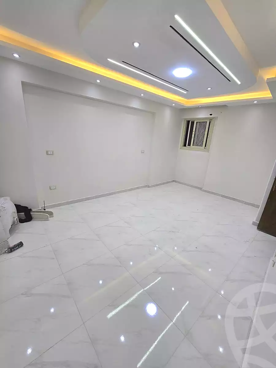 https://aqarmap.com.eg/ar/listing/6668101-for-sale-alexandria-sydy-bshr-sydy-bshr-bhry-shr-mhmwd-l-yswy
