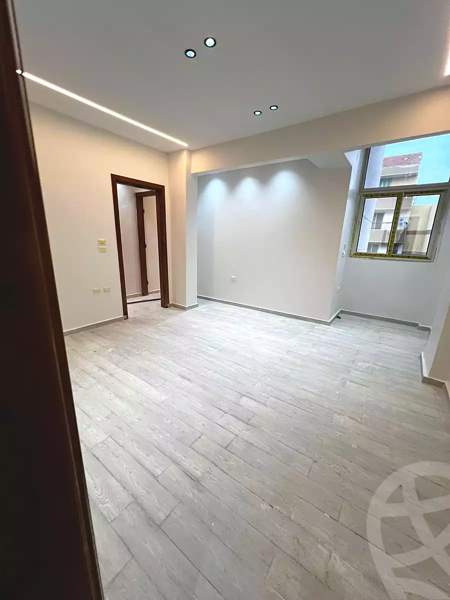 https://aqarmap.com.eg/ar/listing/6668635-for-sale-cairo-6th-of-october-mntq-fr-y-b-6-ktwbr