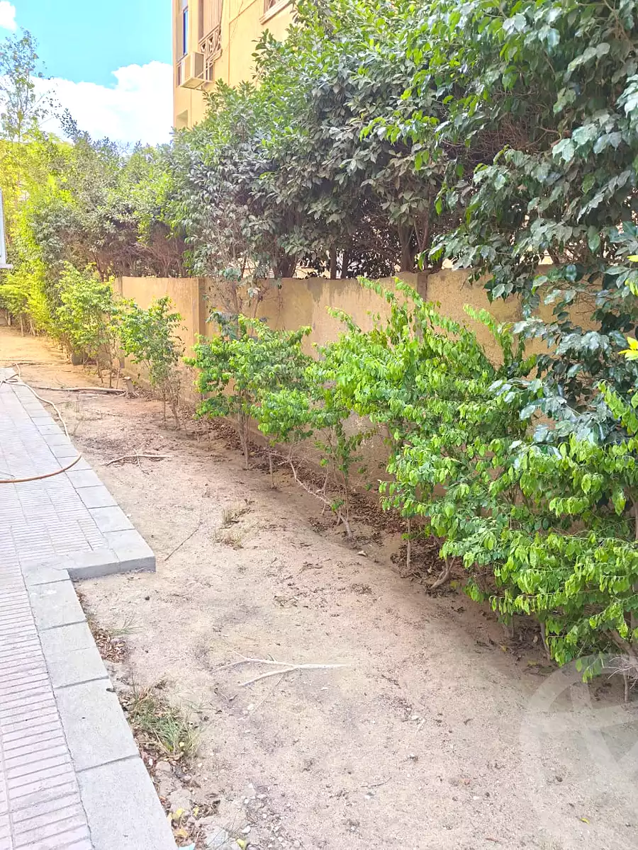https://aqarmap.com.eg/ar/listing/6669192-for-sale-cairo-el-sheikh-zayed-city-compounds-beverly-hills