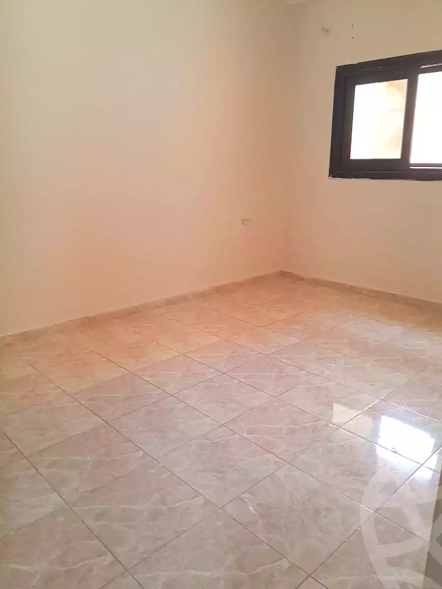 https://aqarmap.com.eg/ar/listing/6670046-for-rent-cairo-helwan-hadayek-helwan-nile-corniche-st
